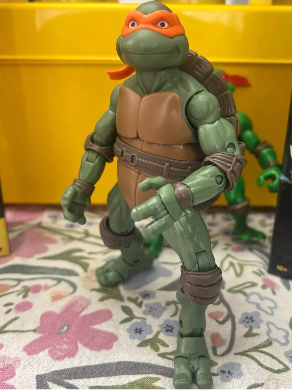 Playmates Toys Teenage Mutant Ninja Turtles Classic Collection Michelangelo, 7in